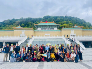 TOUR DU LỊCH ĐÀI LOAN - ĐÀI BẮC - BẢO TÀNG CỐ CUNG - PHỐ CỔ THẬP PHẦN | STARLUX AIRLINES