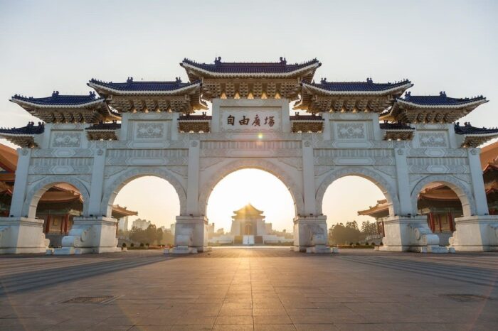 TOUR ĐÀI LOAN 4 NGÀY 3 ĐÊM – ĐÀI BẮC – ĐÀI TƯỞNG NIỆM TƯỞNG GIỚI THẠCH – THÁP TAIPEI 101