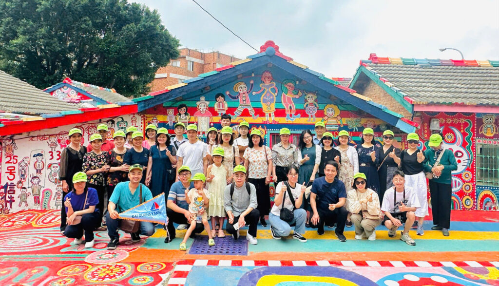 TOUR ĐÀI LOAN 4 NGÀY 3 ĐÊM: ĐÀI TRUNG - ĐÀI BẮC - LÀNG CẦU VỒNG - CHỢ ĐÊM PHÙNG GIÁP